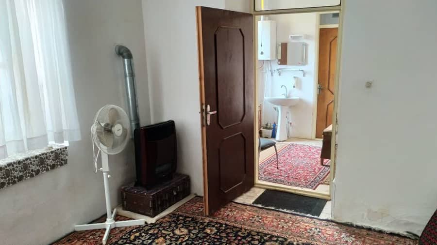 اجاره بومگردی در روستا مزینان داورزن - 3 حیاط اقامتگاه 