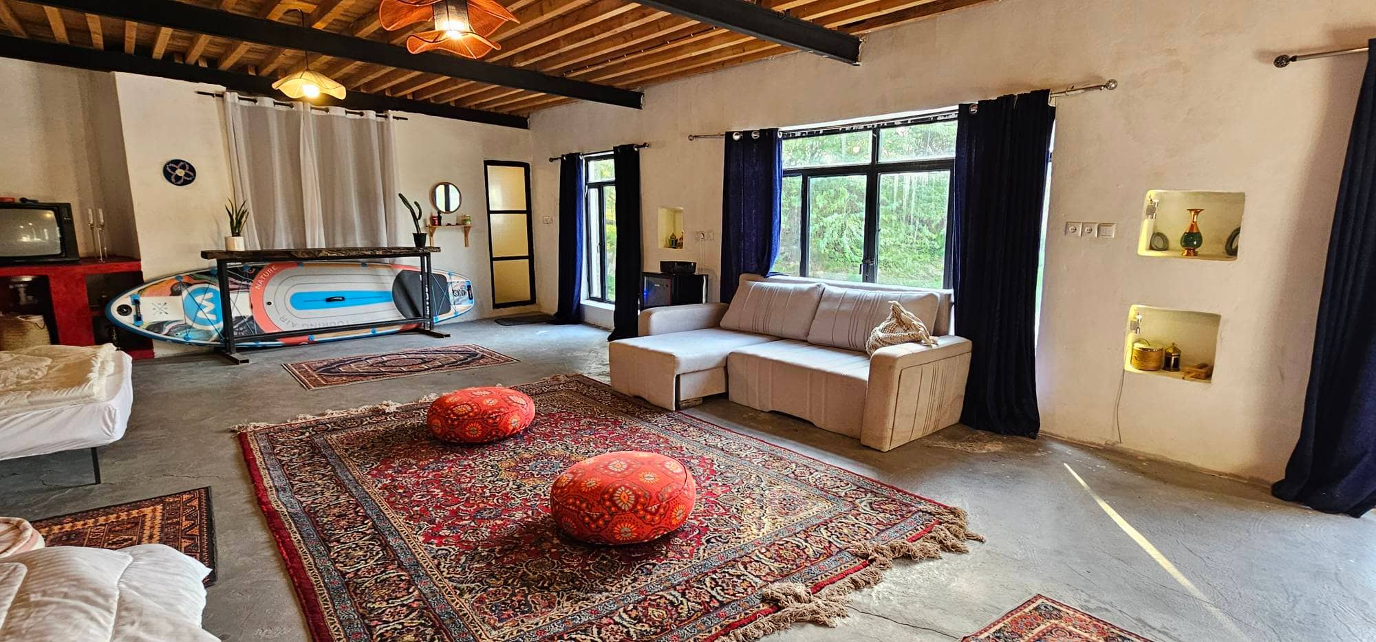 اجاره بومگردی در روستا معتمدآباد طبل - صدف حیاط 