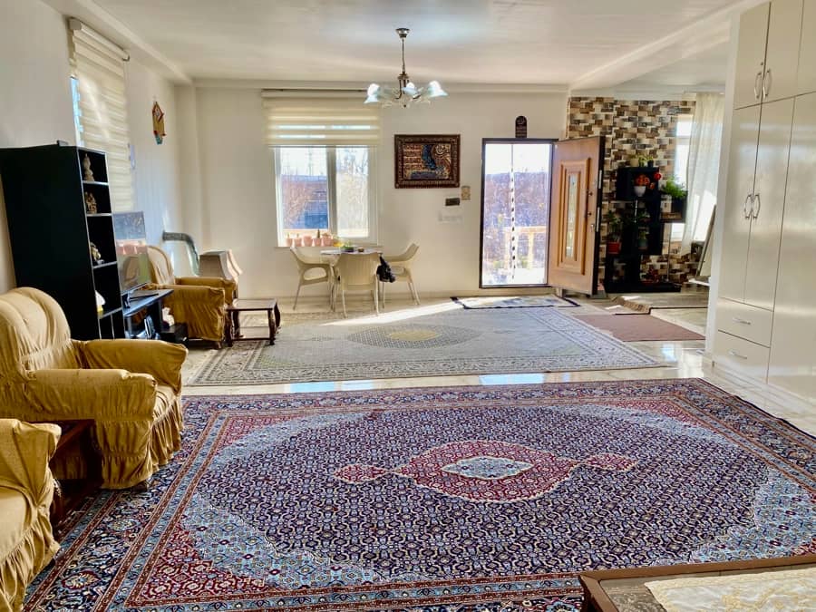 ویلا باغ دوخواب در روستای جبهدار اردبیل - ایلیا نما و حیاط