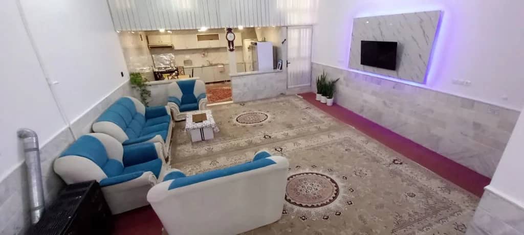 آپارتمان مبله در 15 خرداد قم  سالن