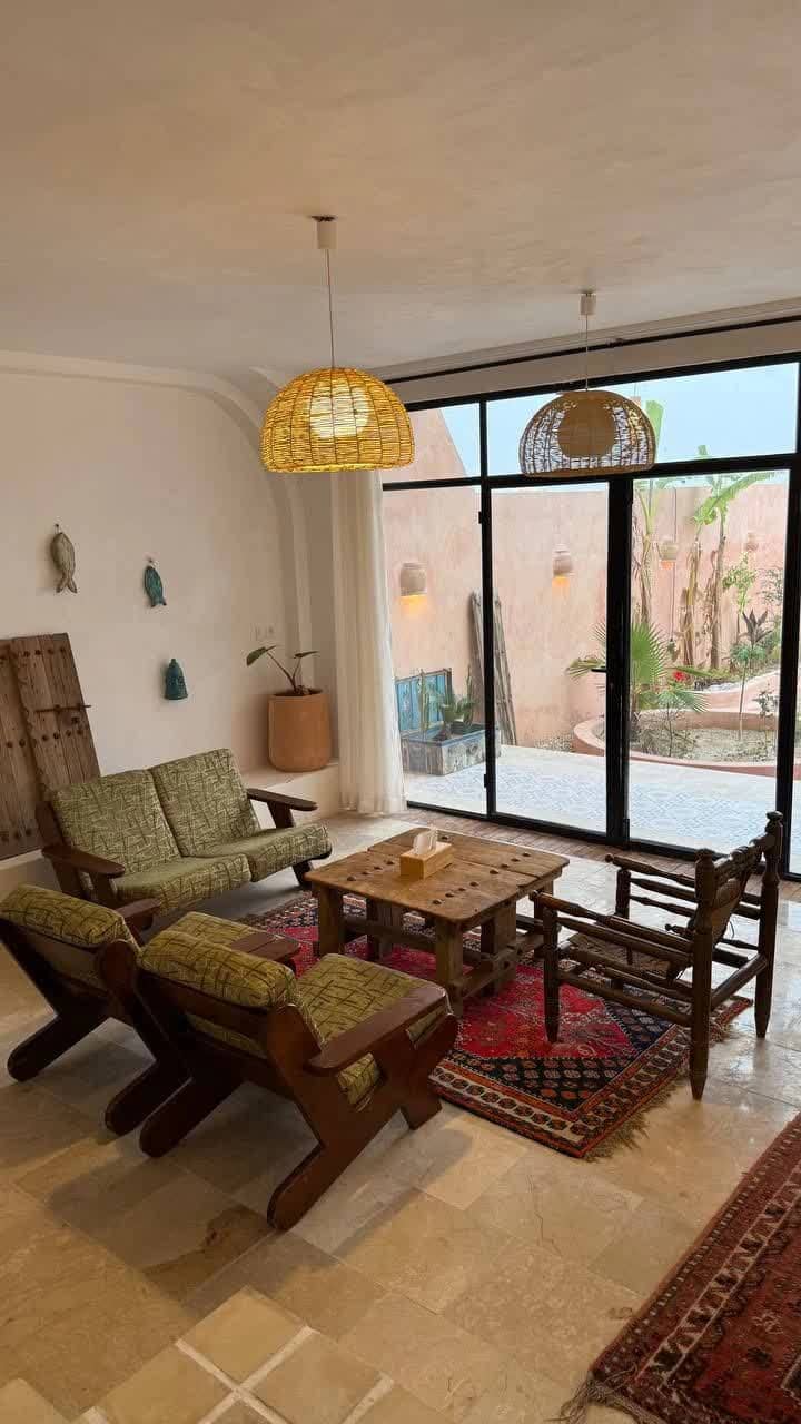 ویلا دوبلکس با استخر روباز آبسرد در روستا طبل قشم نما ویلا