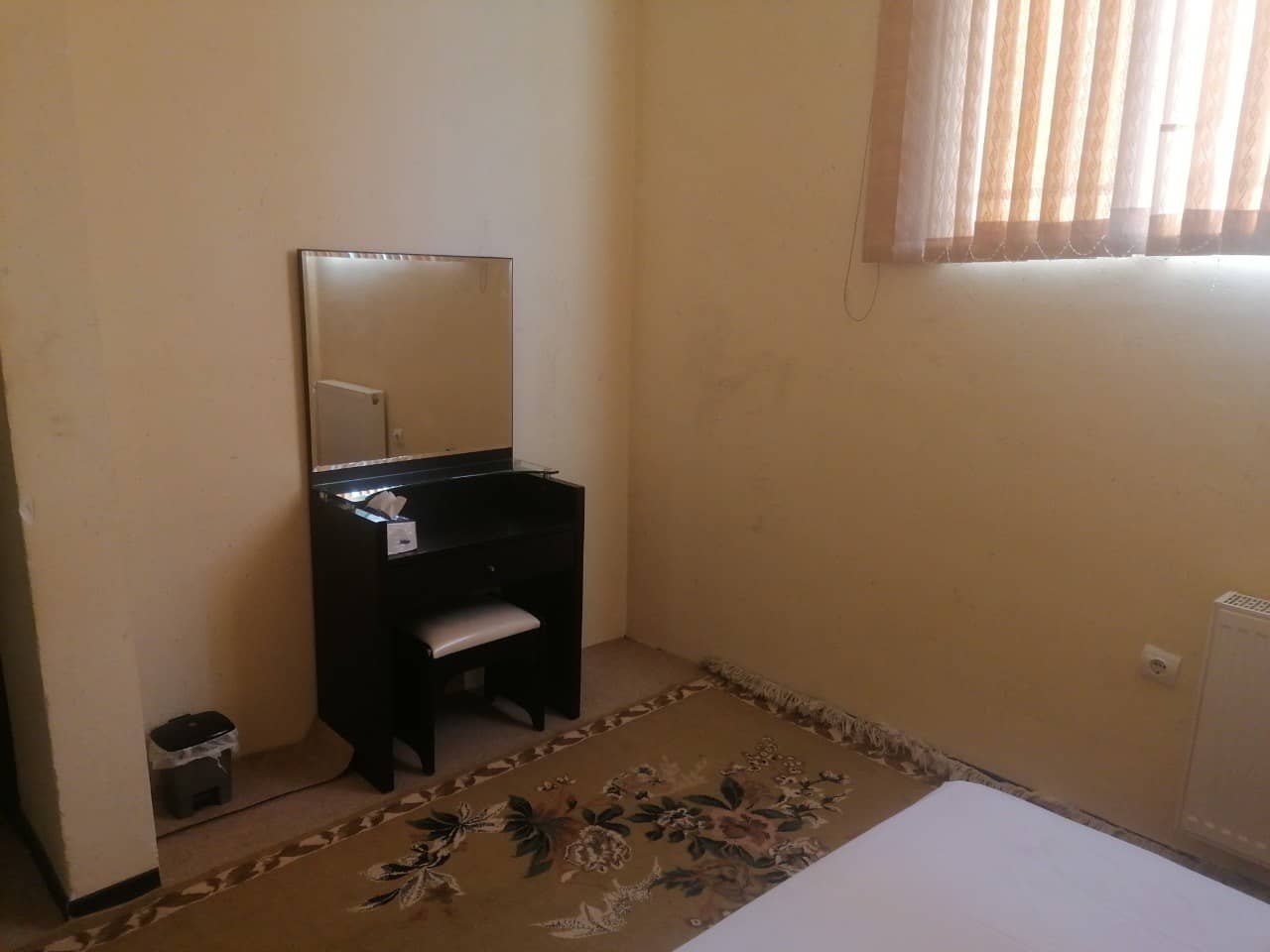 آپارتمان مبله در فاز2 صدرا - شیراز نما