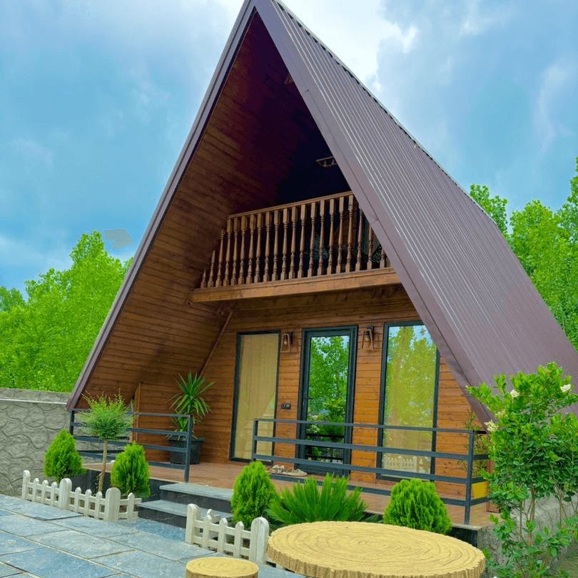 اجاره کلبه سوئیسی با ویوو دریاچه در گاوانکلا لفور نما کلبه