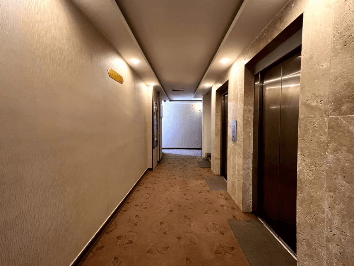 اجاره هتل دو تخت در زند شیراز  اتاق دو تخت 