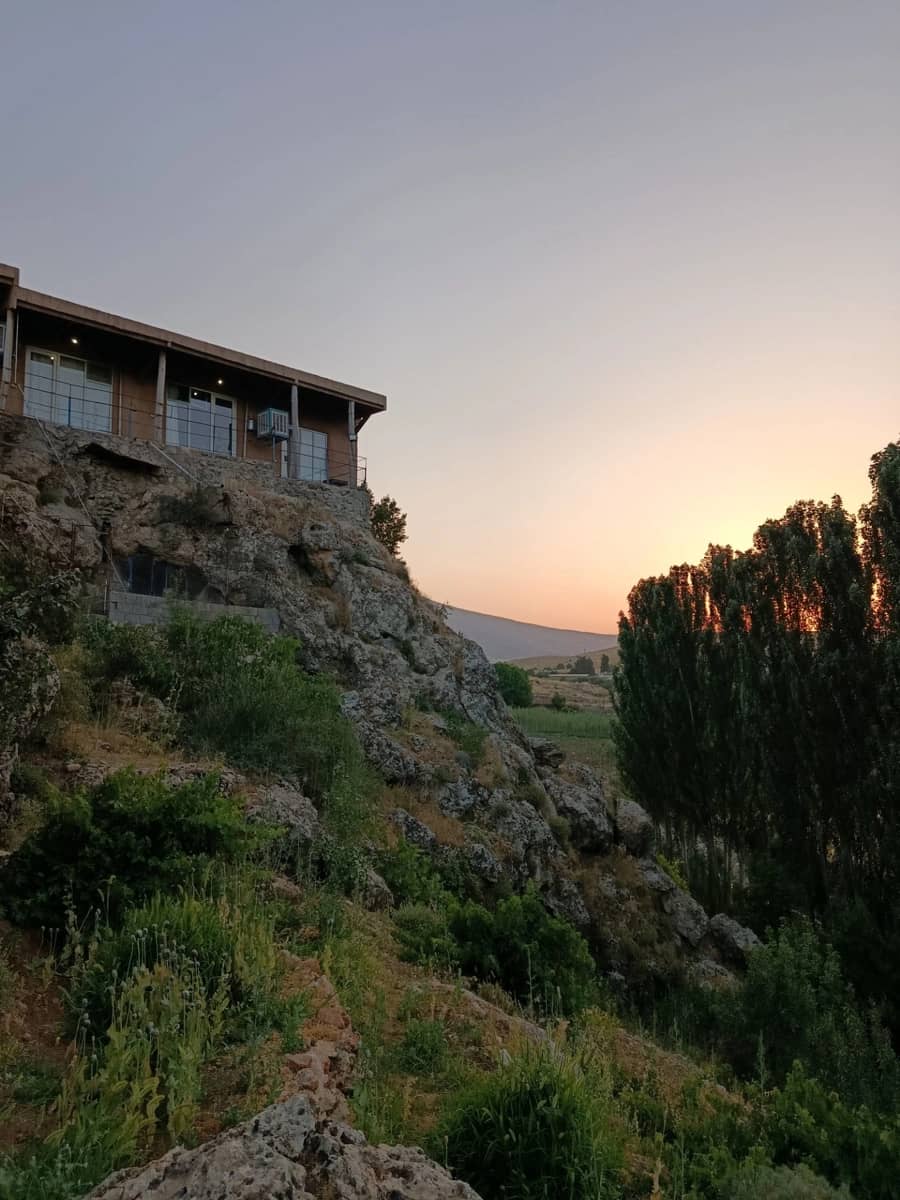 بومگردی در روستای چشمه پهن سرابله سیروان - 9  چشم انداز 