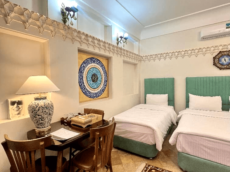 اجاره اتاق چهار تخته در هشت بهشت اصفهان - استاندارد  چهار تخته استاندارد 