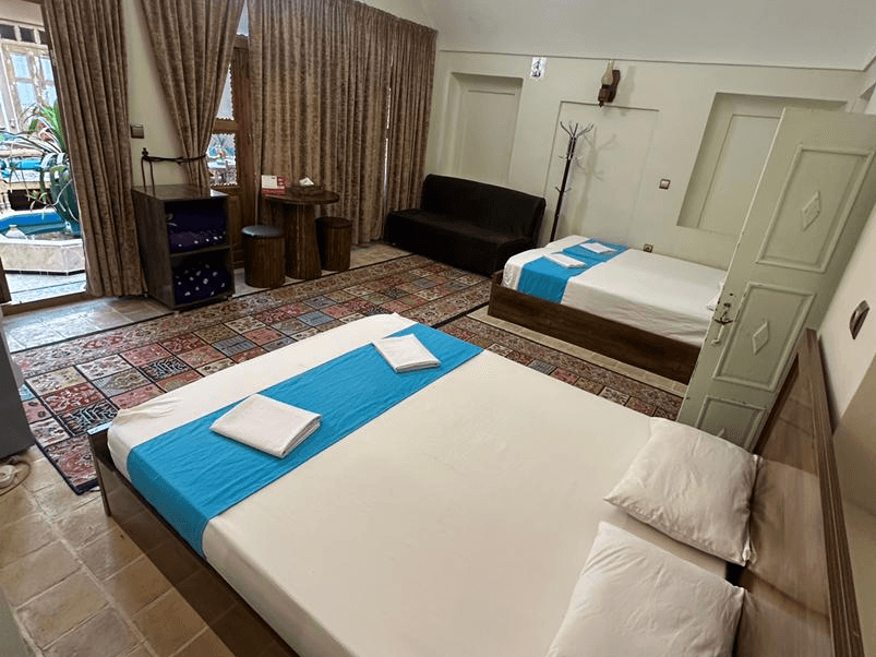  اجاره اقامتگاه سنتی در یزد - ارده 103 محوطه