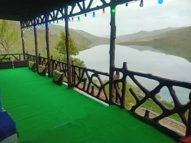 منزل ویلایی رو به دریاچه در روستای زونج