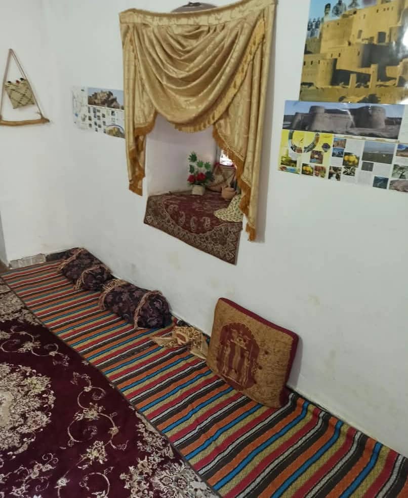 اقامتگاه بومگردی در روستای الله آباد طباطبایی نرماشیر - سنتی  محوطه