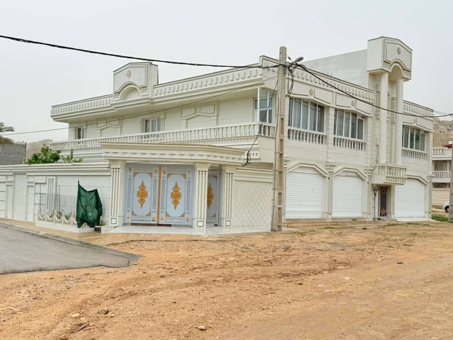 اجاره آپارتمان ساحلی در سیراف  سالن 