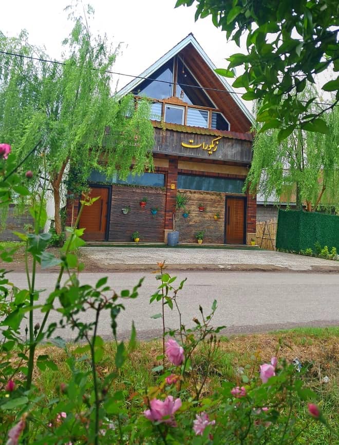 اجاره کلبه چوبی در صفرابسته روستای اشمان کماچال - افرا