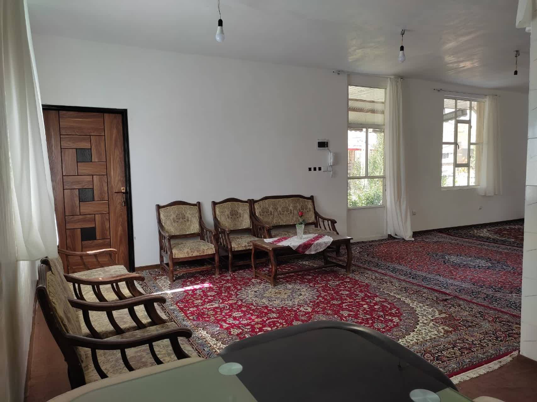 منزل ویلایی در روستای محمدآباد چلگرد - طبقه۱ نما ساختمان 