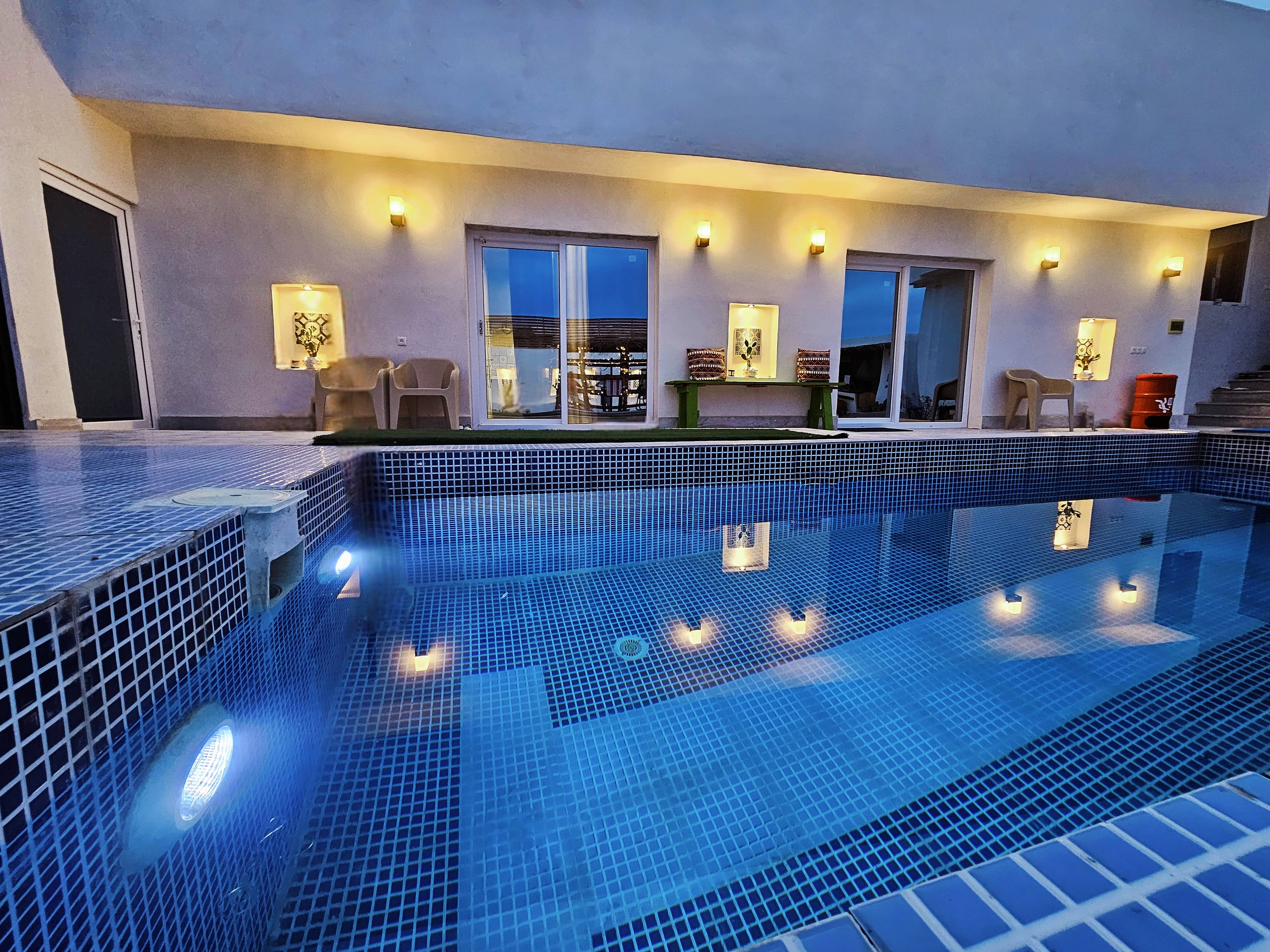 اجاره سوئیت ویلایی استخردار در سهیلی قشم - اپونتیا نما اقامتگاه 