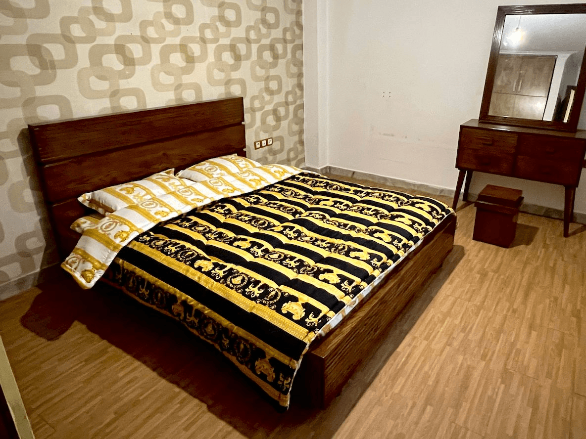 اجاره آپارتمان در کاشانی تهران - طبقه دوم  سالن 