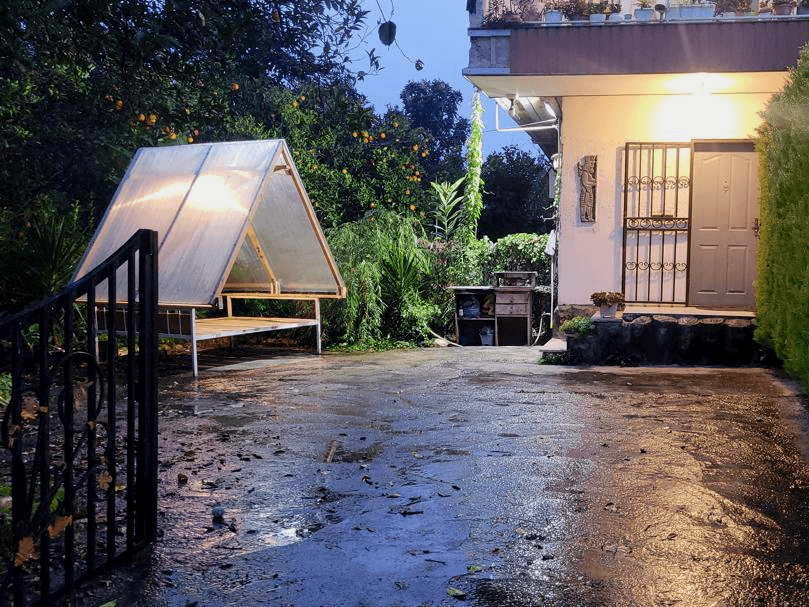 ویلا با استخر سرپوشیده آب گرم در اکبرآباد چالوس  ورودی 