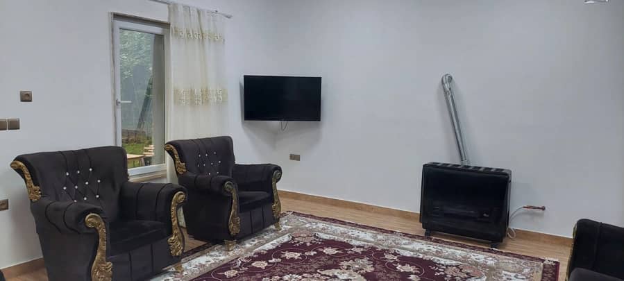 کلبه جنگلی کنار رودخانه در روستای سیاه بیل اسالم حیاط 
