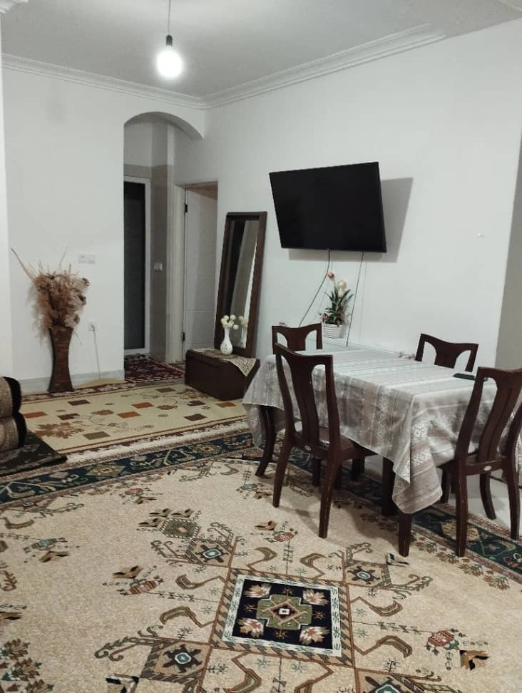 ویلا باغ در تنگه گنجه ای کنار رودخانه - طبقه همکف  نما ساختمان 