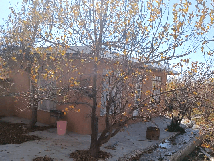 اجاره ویلا استخرروباز در روستا اشکفت سپیدان - تکخواب نما واحد تکخواب 