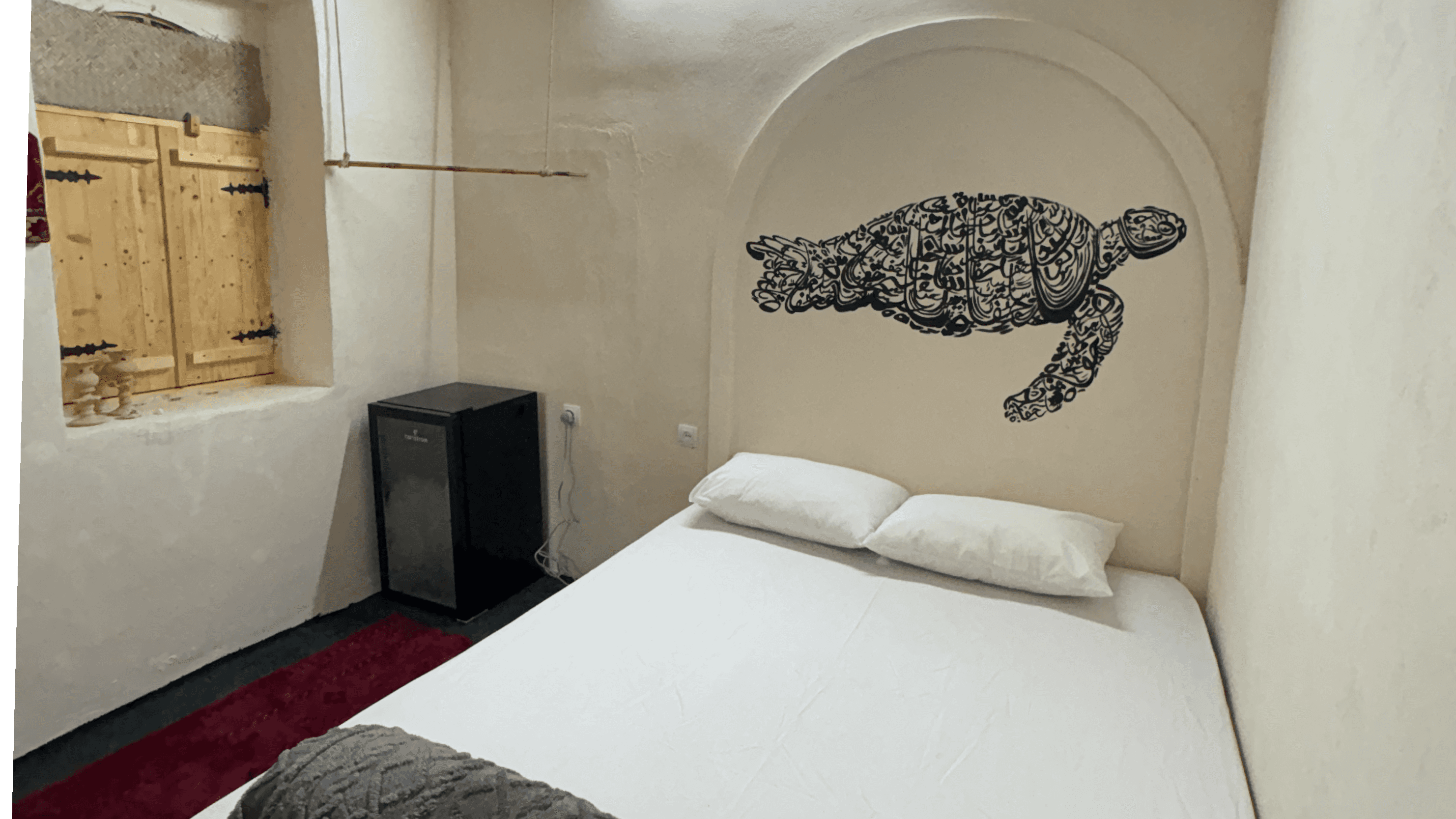 اقامتگاه بومگردی در شیب دراز قشم - دو تخته محوطه