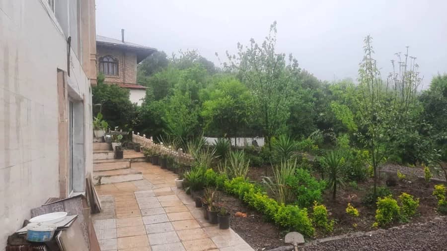 سوئیت جنگلی در رودسر - کلان کلایه  سالن و آشپزخانه 