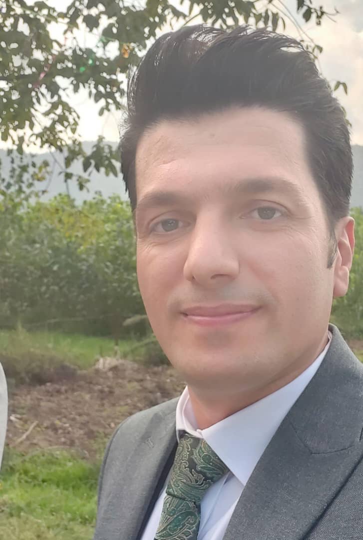 hostIntroImage-علی کارگر بی ریا