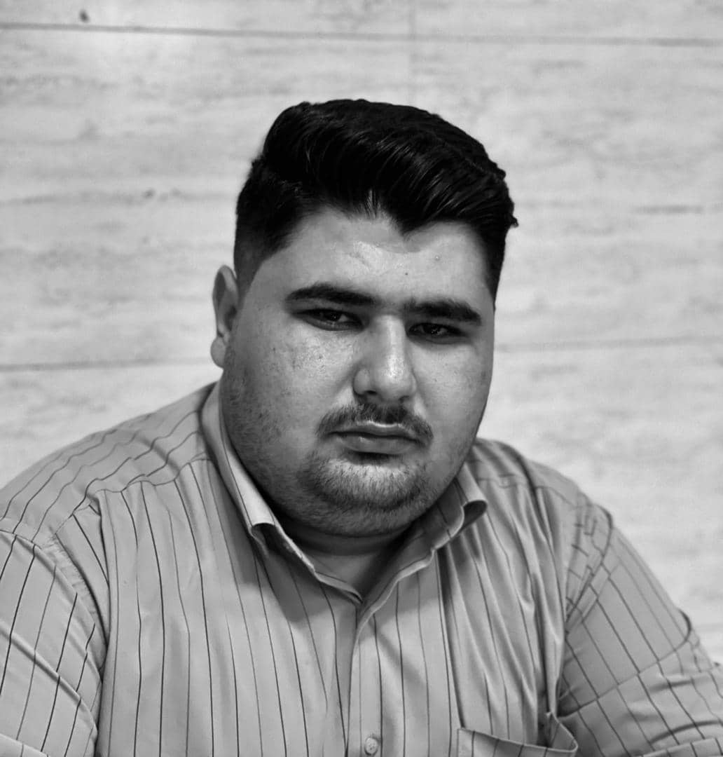 hostIntroImage-علی فخیم پور