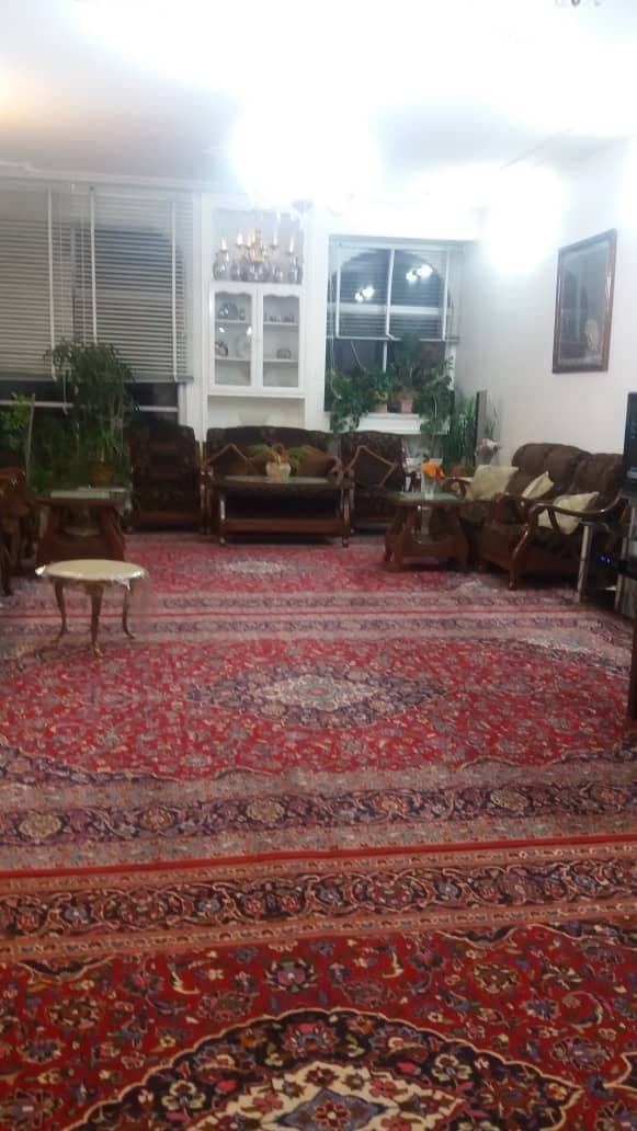 اجاره منزل مبله در جمهوری اصفهان -دوخوابه طبقه اول