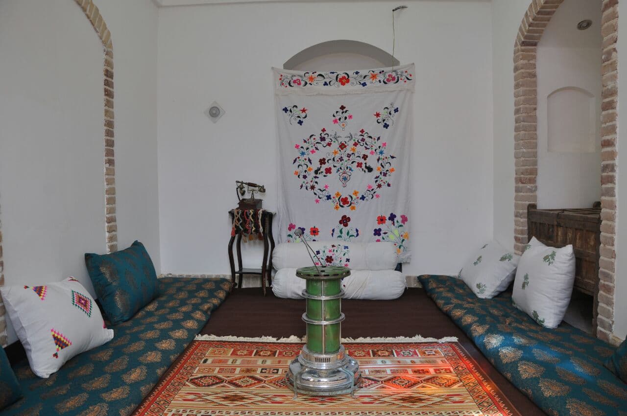اجاره اقامتگاه سنتی در خواف شیروان