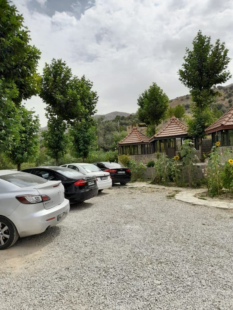 محوطه بیرونی
