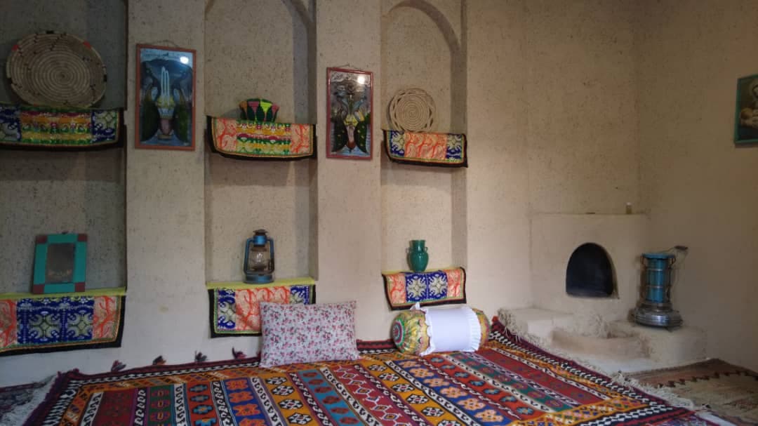 اتاق سنتی در بهرباغ جم - دی خالو