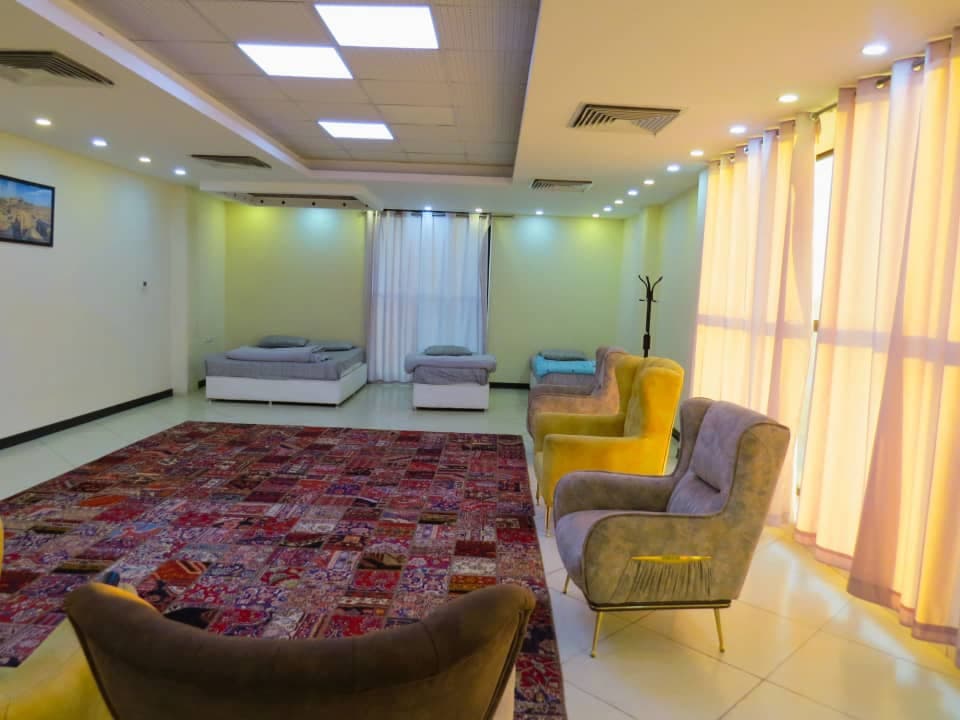 اجاره سوئیت پنج تخته در ابوحامد- کرمان