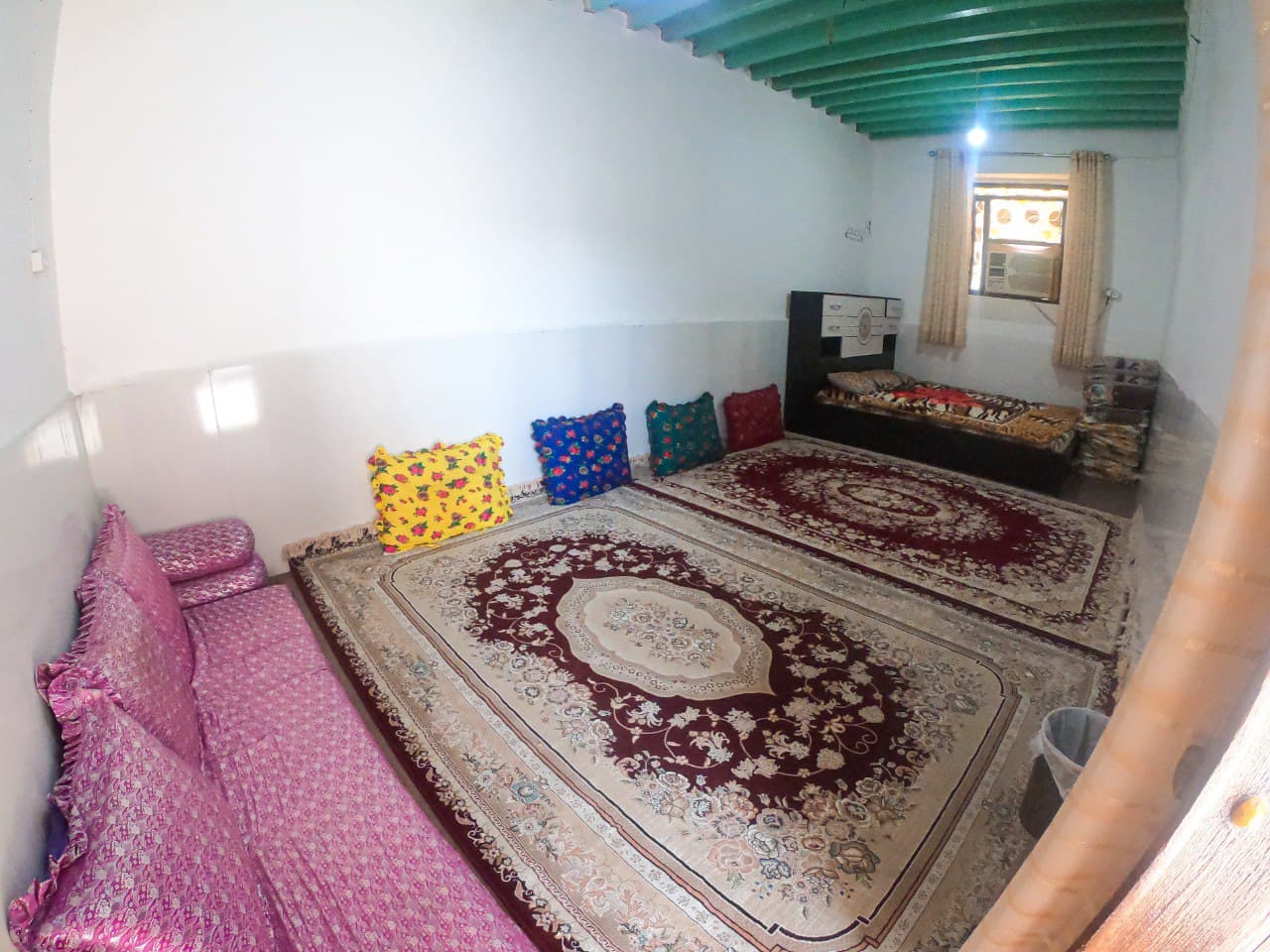 اجاره اتاق سنتی در بندرخمیر - اتاق دو