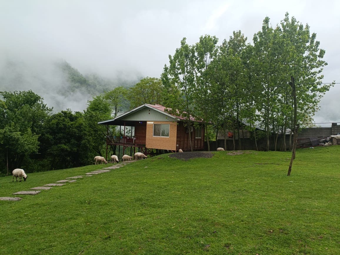 اجاره کلبه چوبی جنگلی در روستای خروم ماسال