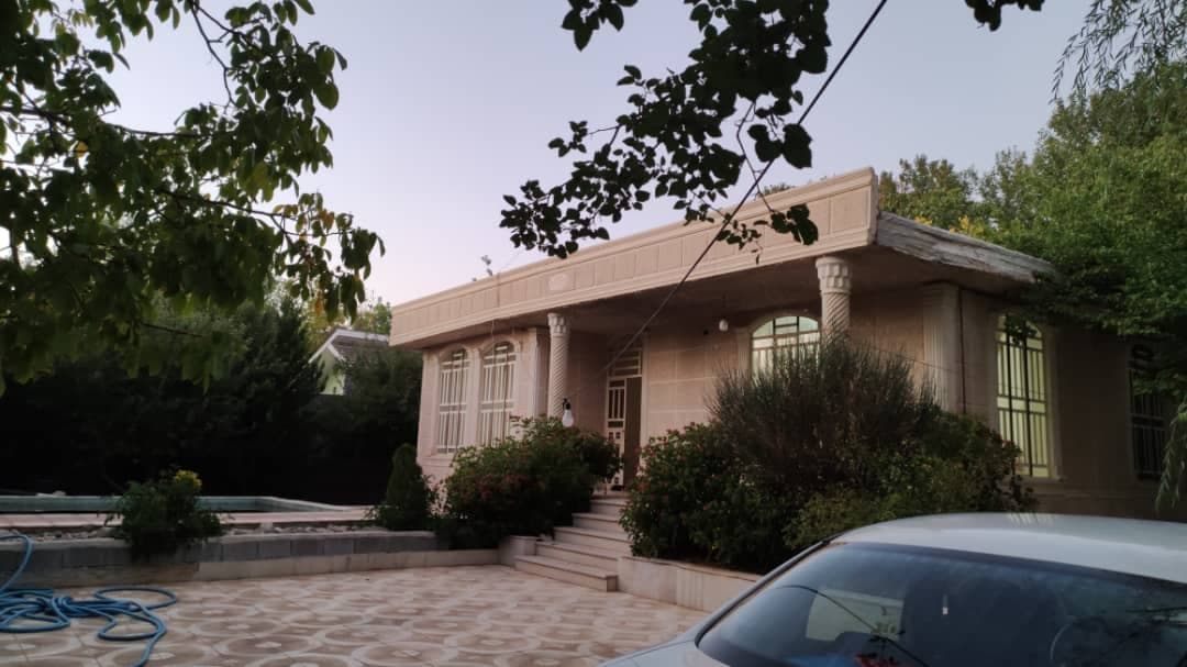 محوطه باغ 
