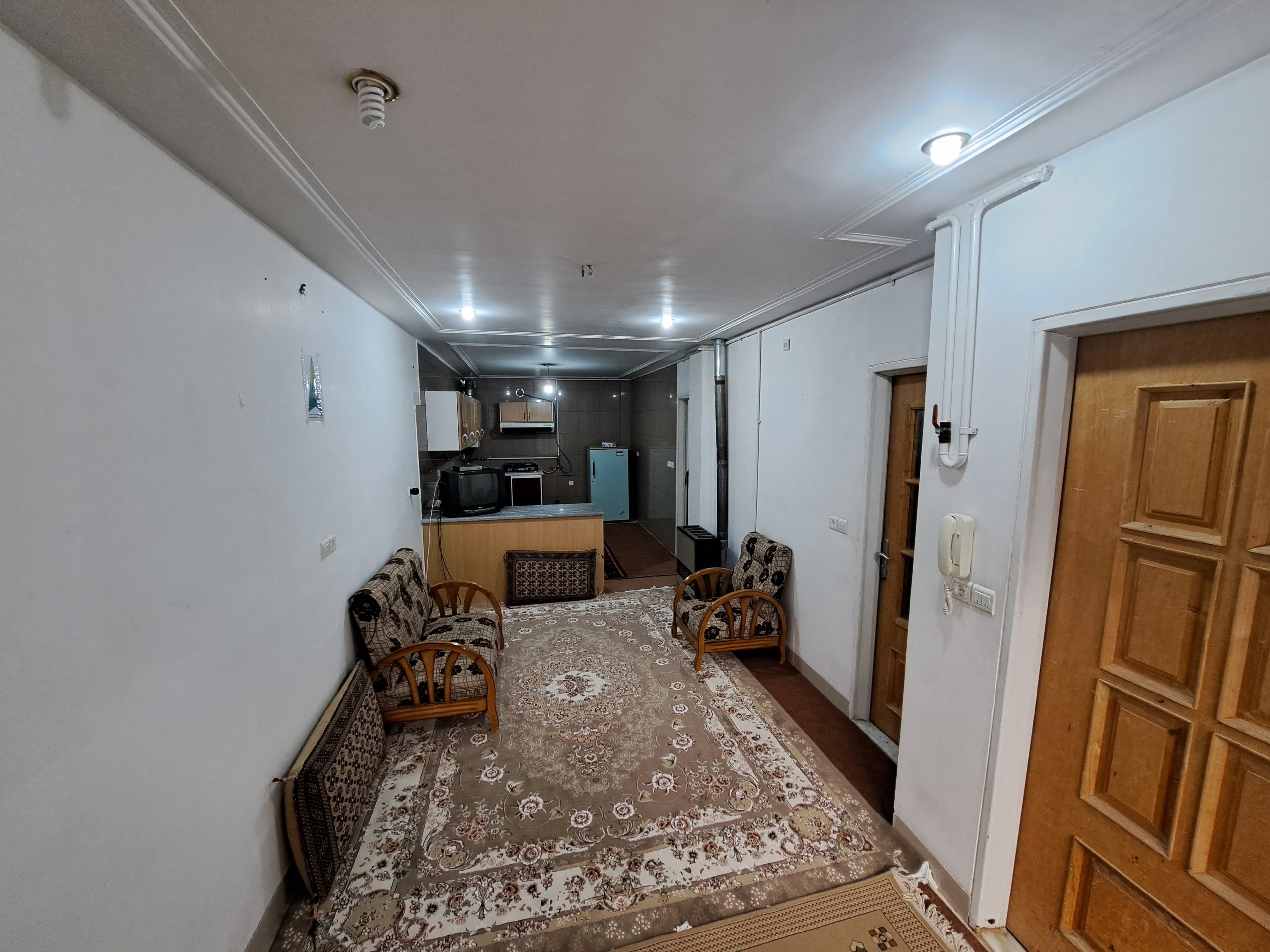 اجاره منزل ویلایی در نایین اصفهان - تک خواب