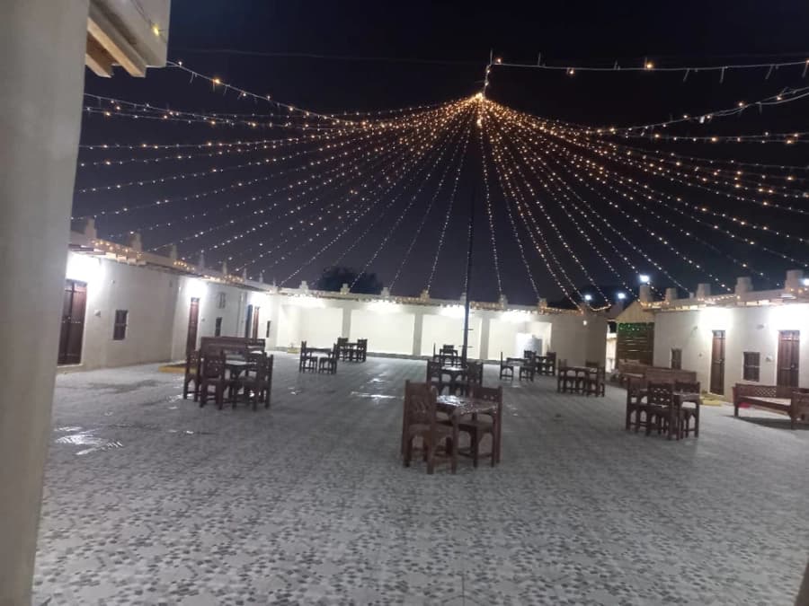 محوطه اقامتگاه