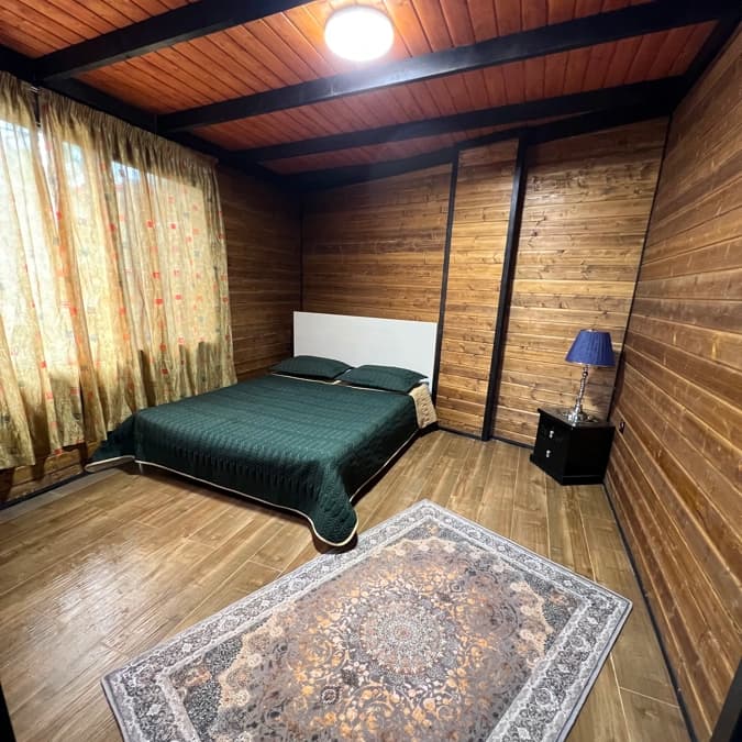 اتاق پایین