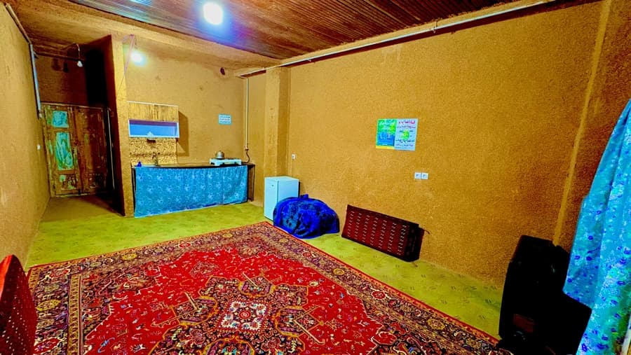 سالن و آشپزخانه 