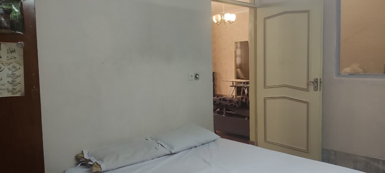 اتاق 2 