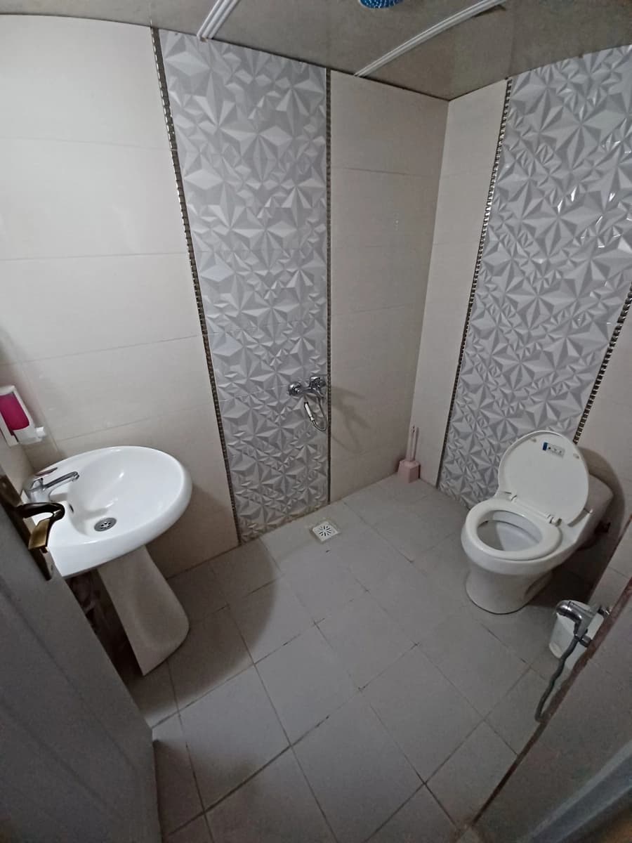 سرویس بهداشتی و حمام