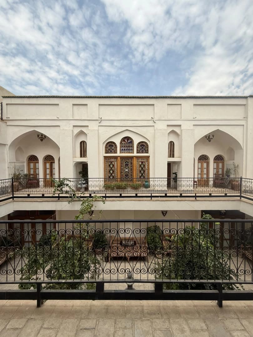 محوطه اقامتگاه