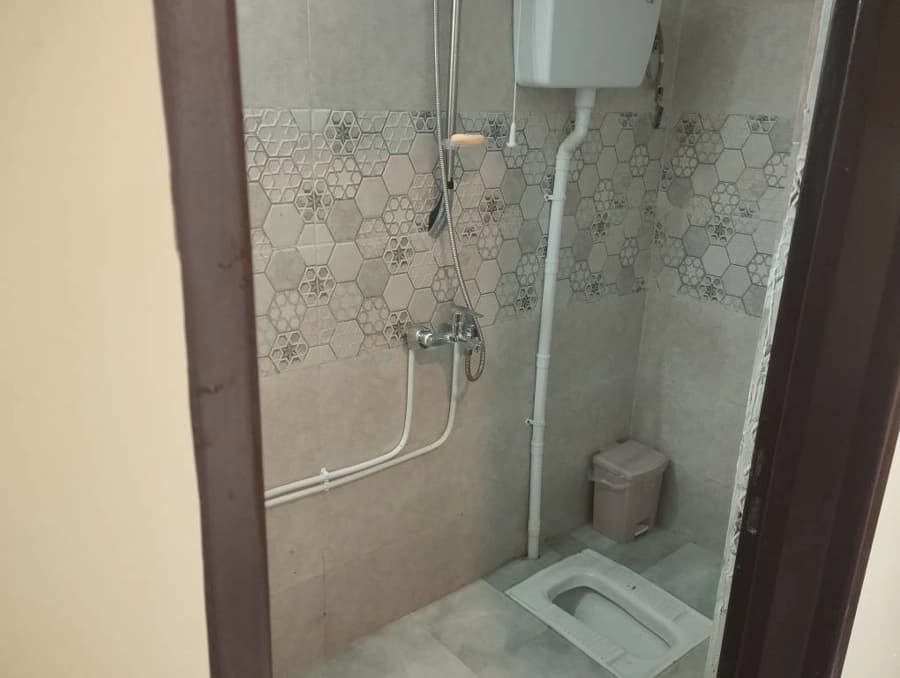 سرویس ایرانی و حمام 