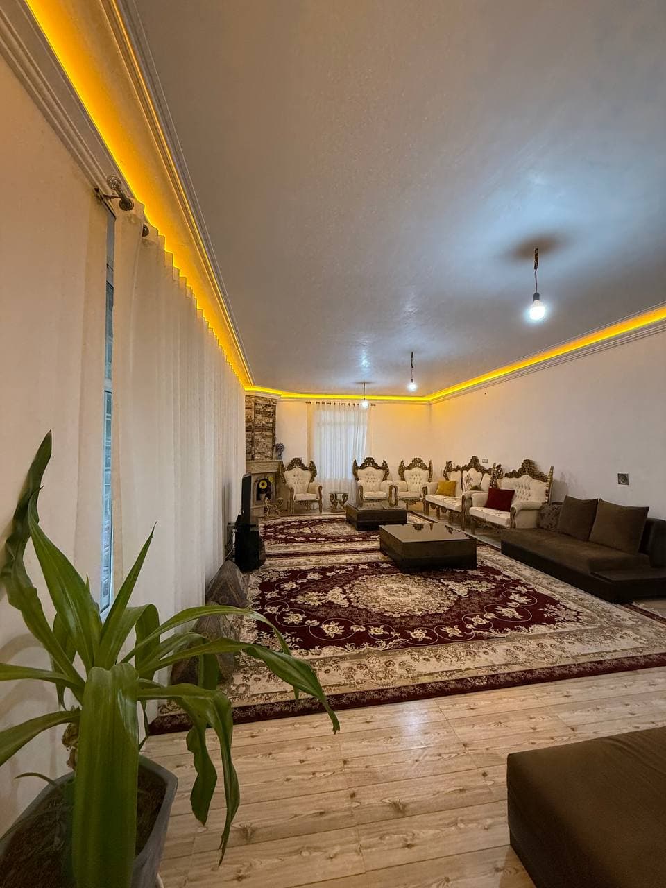 اجاره ویلا استخردار در سپیدان