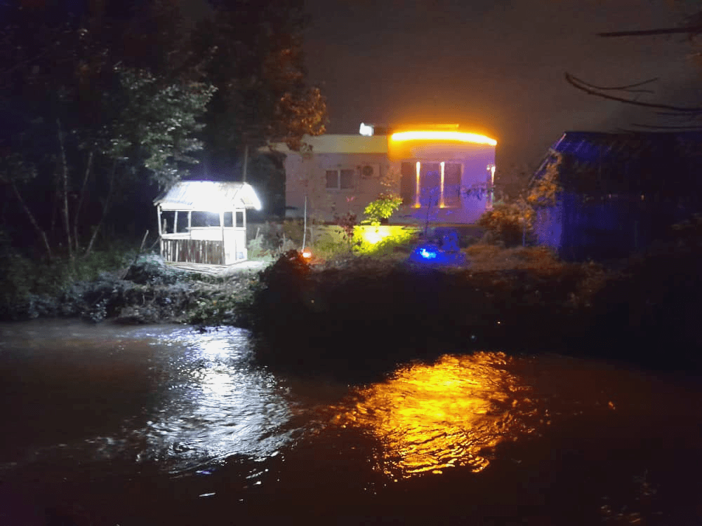 نما ویلا در شب 