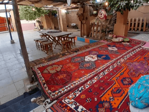 حیاط
