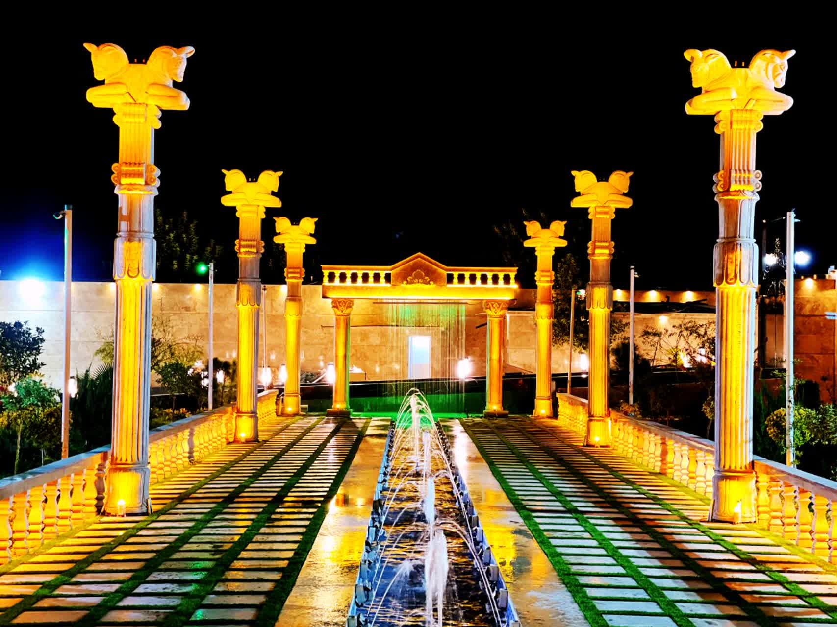 حیاط