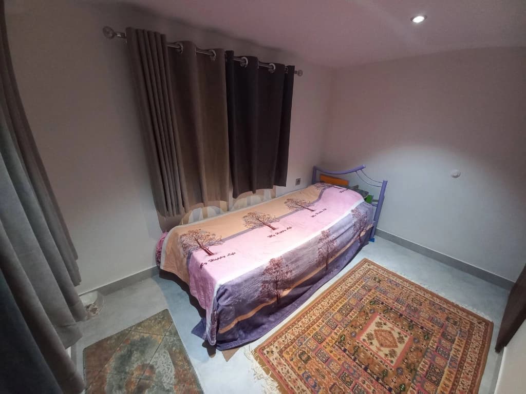اتاق 2 طبقه اول