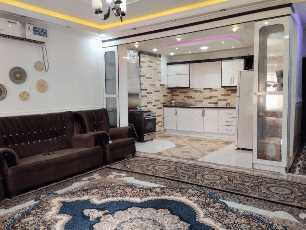 سالن و آشپزخانه 