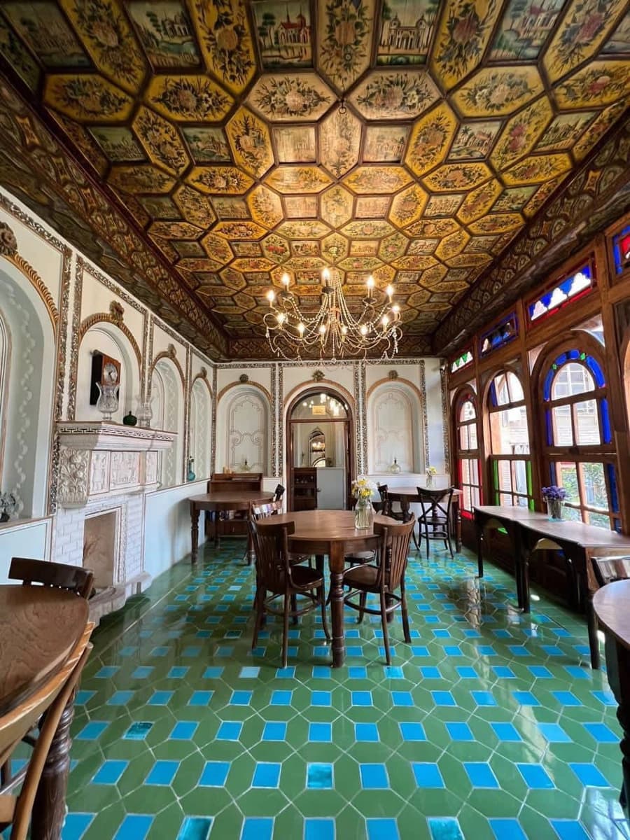 رستوران 