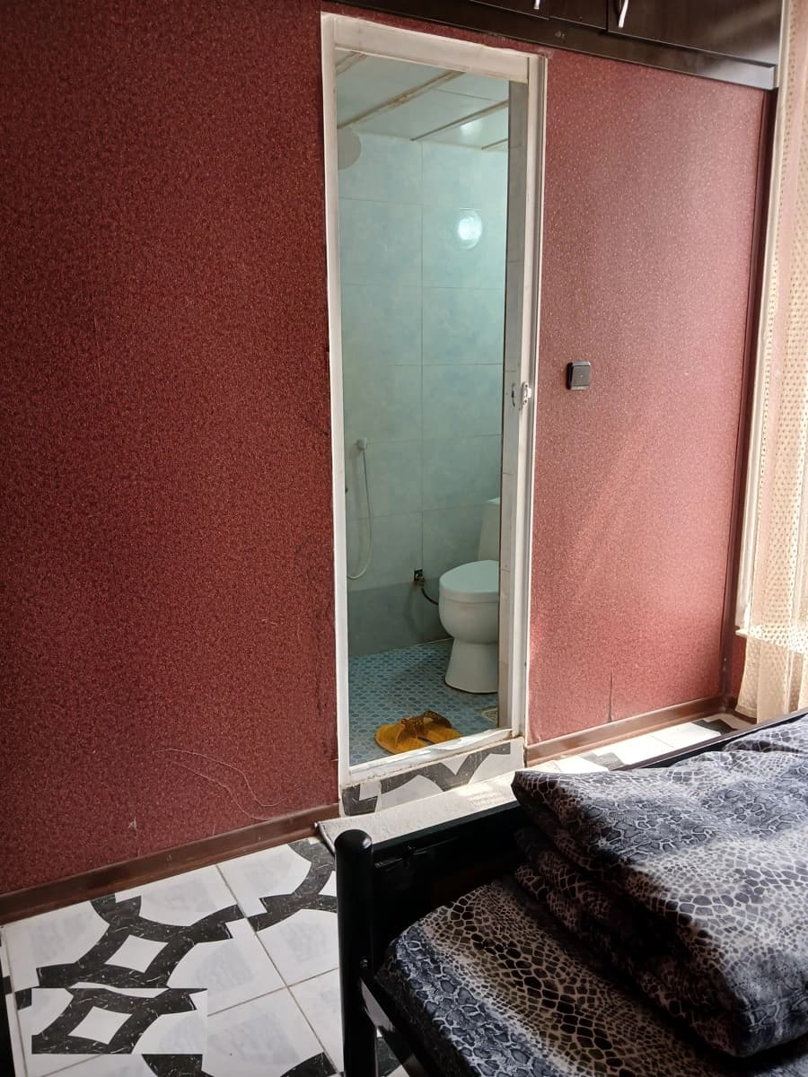 سرویس فرنگی و حمام